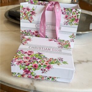 Dior Floral Gift Set - Pink and White